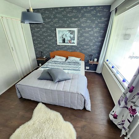 Valoisa Huoneisto Jossa Erinomaiset Vuoteet. Mikkeli Kültér fotó