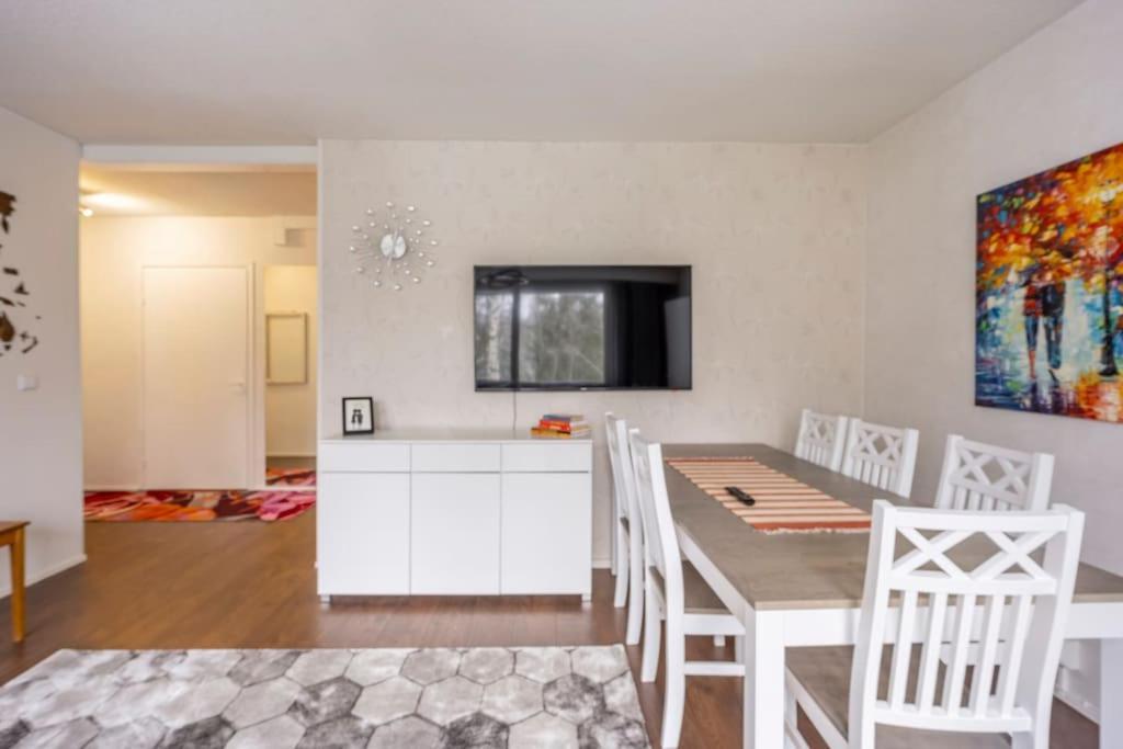 Valoisa Huoneisto Jossa Erinomaiset Vuoteet. Mikkeli Kültér fotó