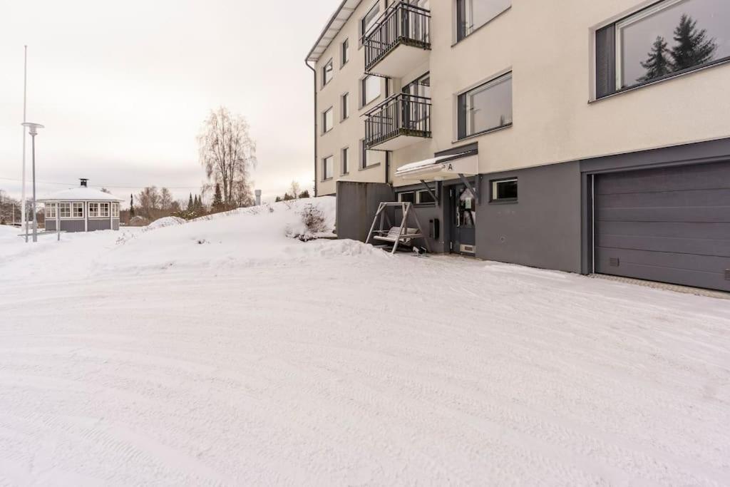 Valoisa Huoneisto Jossa Erinomaiset Vuoteet. Mikkeli Kültér fotó