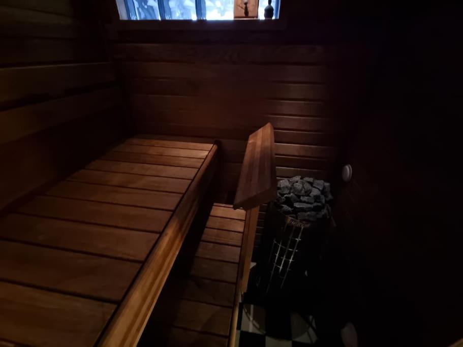 Valoisa Huoneisto Jossa Erinomaiset Vuoteet. Mikkeli Kültér fotó